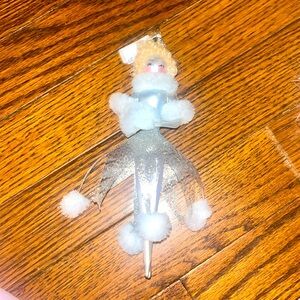 VINTAGE RADKO GIRL ORINMENT